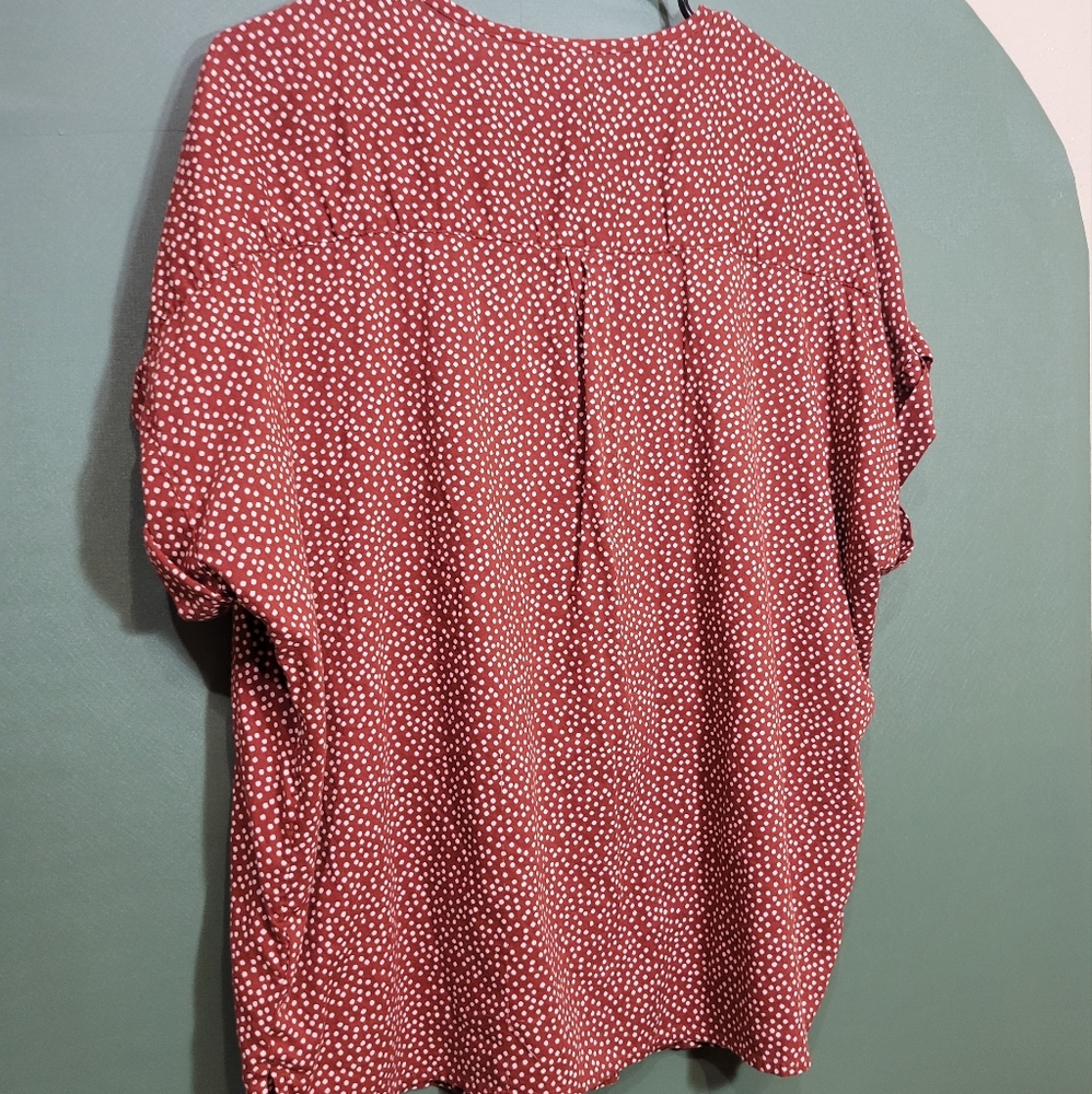 Size L Old Navy Red Spotted Short Sleeve Tunic - Picture 5 of 5